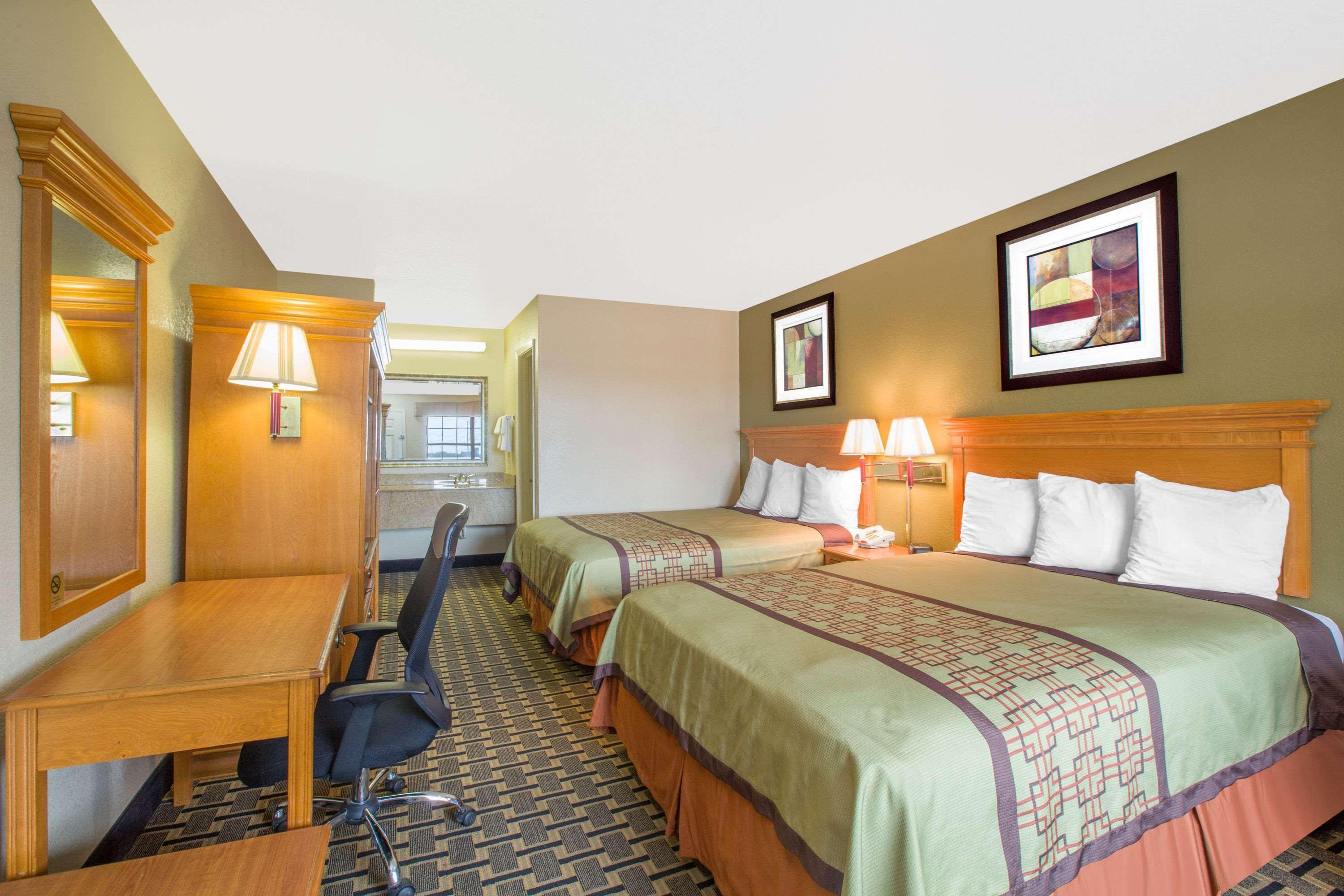 Days Inn By Wyndham Monroe, Louisiana Exterior photo