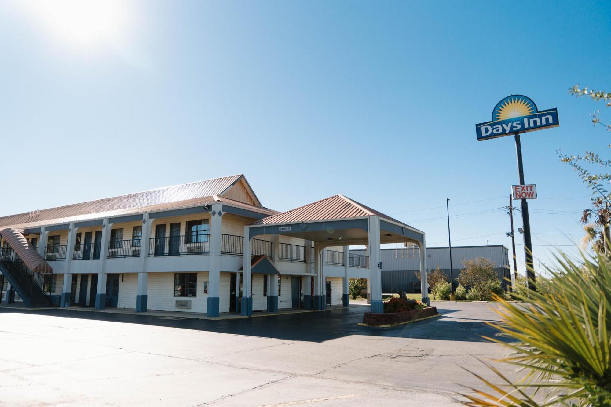 Days Inn By Wyndham Monroe, Louisiana Exterior photo