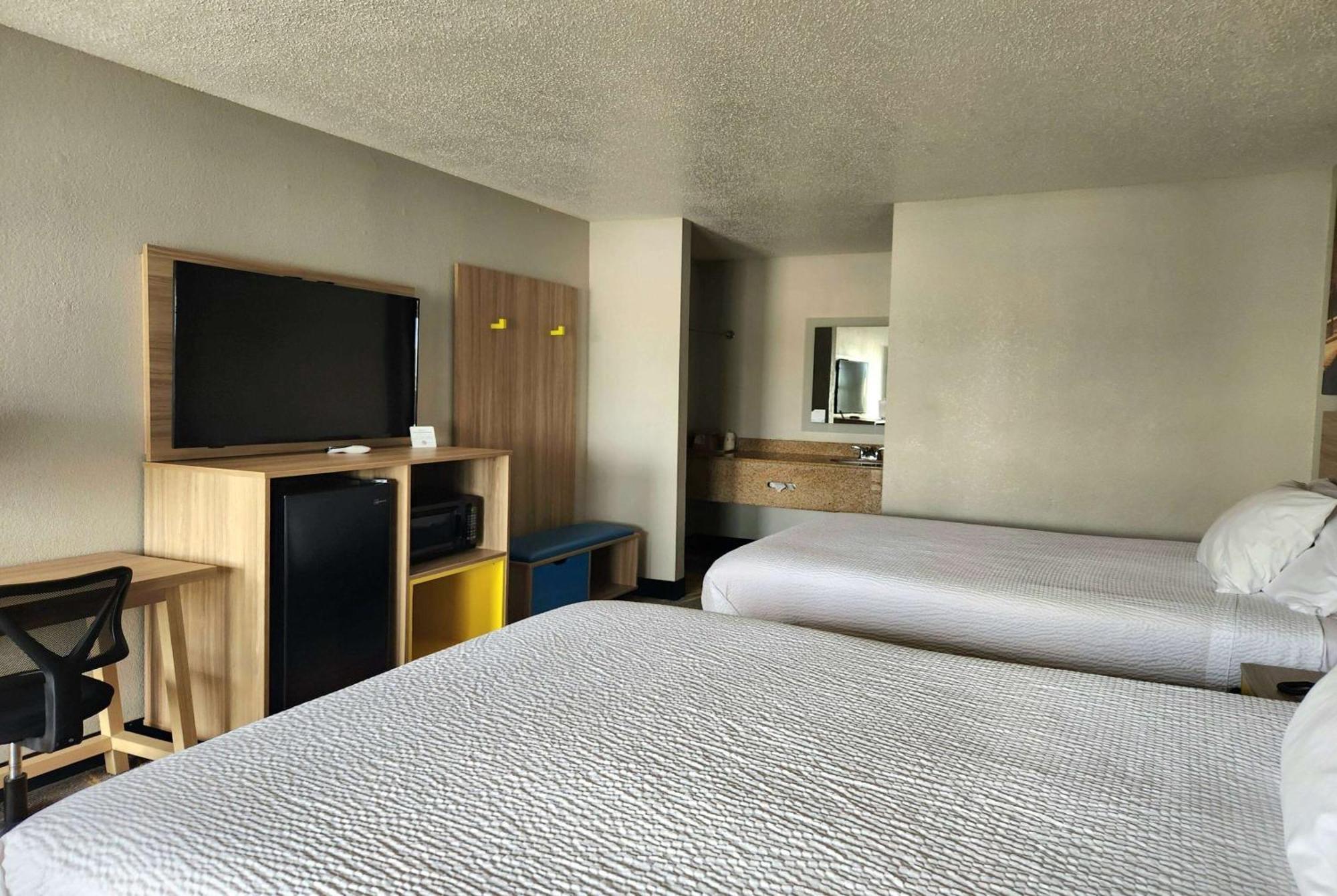 Days Inn By Wyndham Monroe, Louisiana Exterior photo