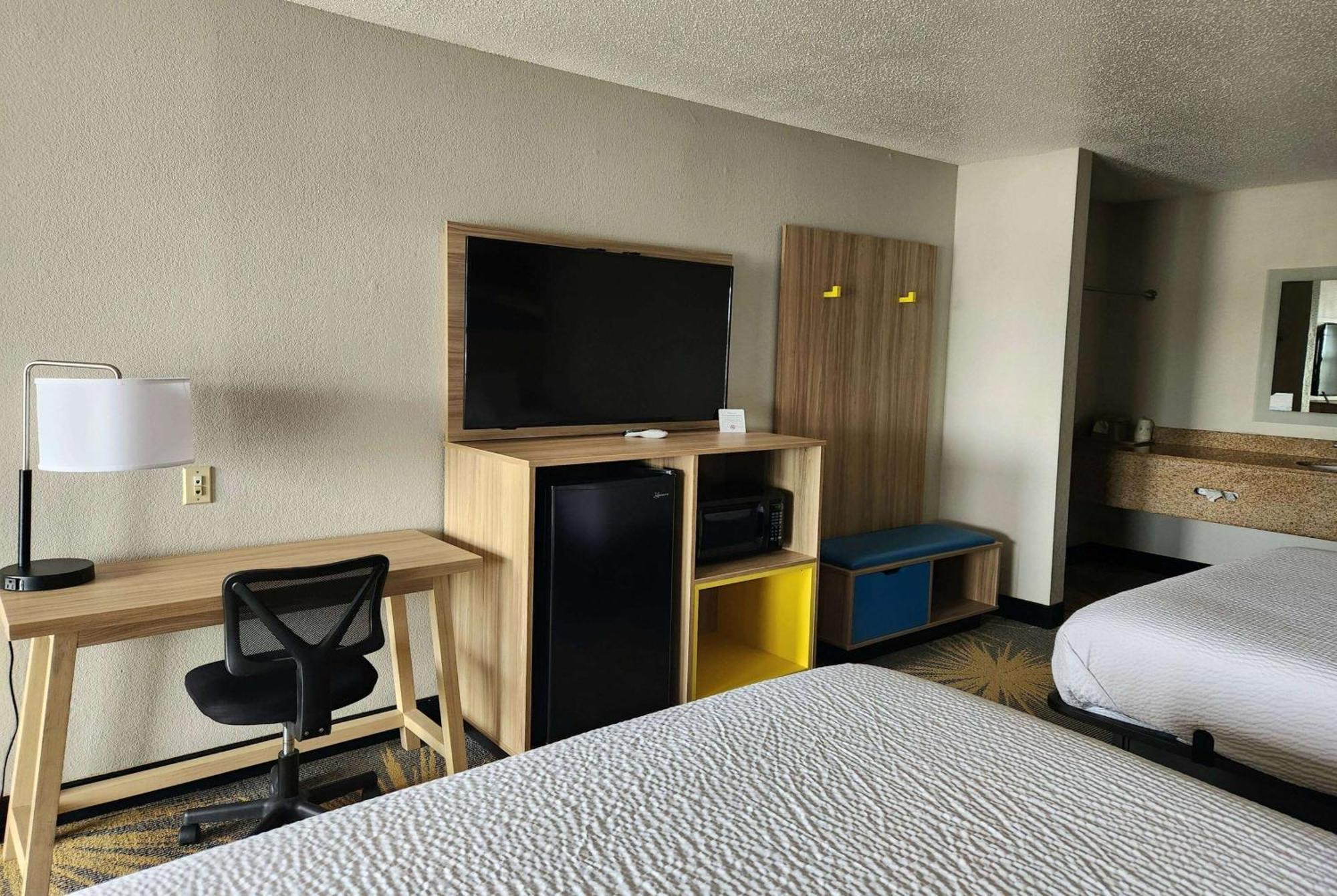 Days Inn By Wyndham Monroe, Louisiana Exterior photo